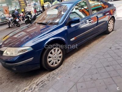 Gris / plata Usado 2002 Renault Laguna GrandTour Expression Familiar | 1500 €