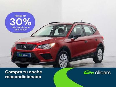 Usado Seat Arona Ecomotive 95 CV (69 kW) 2018 Rojo SUV