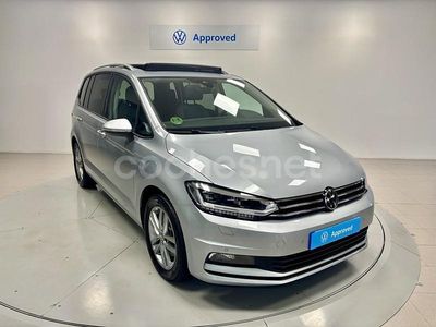 Gris / plata Usado 2024 VW Touran Monovolumen | 40.850 € (Caro)