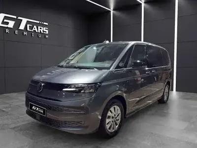 Usado VW Multivan 245 CV (180 kW) 2025 Gris / plata Monovolumen