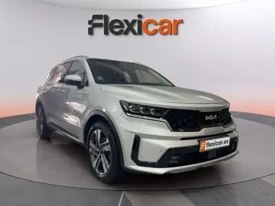Usado Kia Sorento Plus 232 CV (170 kW) 2023 Gris SUV