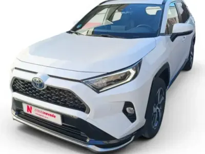 Usado Toyota RAV4 Hybrid Advance 300 CV (220 kW) 2022 Blanco SUV