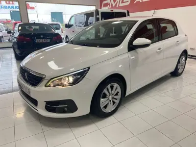 Usado Peugeot 308 Active 131 CV (96 kW) 2020 Blanco Utilitario
