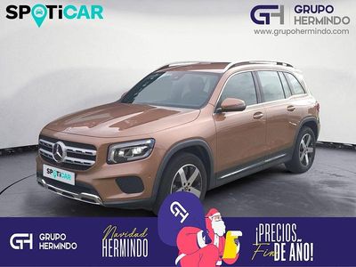 Beige Usado 2022 Mercedes GLB220 SUV | 29.985 € (Precio justo)