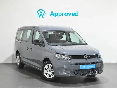 Usado VW Caddy 102 CV (75 kW) 2025 Gris / plata Monovolumen