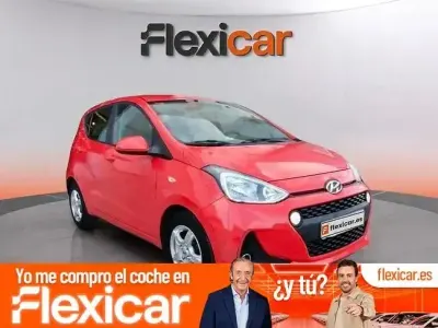 Usado Hyundai i10 66 CV (48 kW) 2019 Rojo Utilitario
