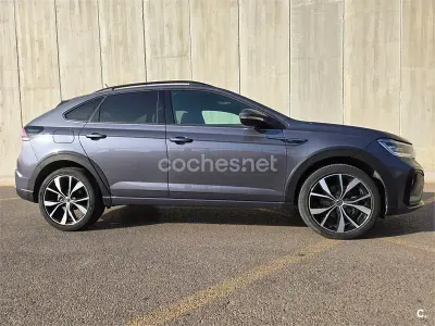 Usado VW Taigo R-line 150 CV (110 kW) 2021 Gris / plata SUV