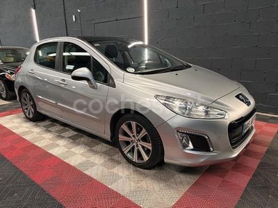 Usado Peugeot 308 Business-Line 112 CV (82 kW) 2012 Gris / plata Berlina