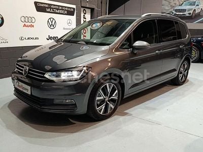 Usado VW Touran Sportline 150 CV (110 kW) 2020 Gris / plata Monovolumen