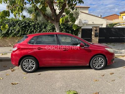 Usado Citroën C4 92 CV (67 kW) 2011 Rojo Berlina