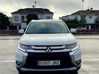 Blanco Usado 2016 Mitsubishi Outlander Motion SUV | 9499 € (Super precio)
