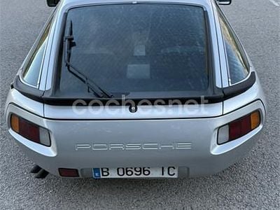 Gris / plata Usado 1982 Porsche 928 Coupe | 24.000 €