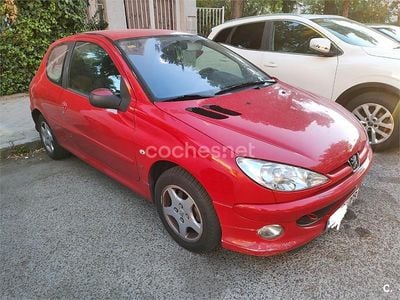 Rojo Usado 2005 Peugeot 206 Berlina | 2495 € (Precio justo)
