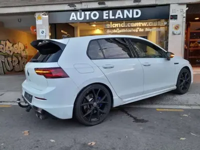 Usado VW Golf VIII R 321 CV (236 kW) 2021 Blanco Berlina