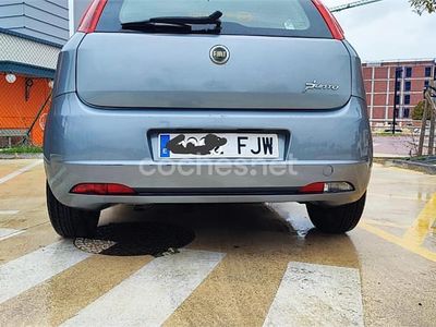 Gris / plata Usado 2007 Fiat Punto Dynamic Berlina | 5000 € (Caro)