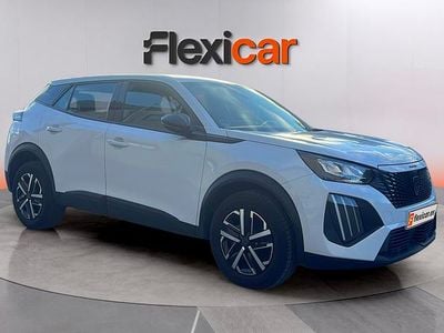 Usado Peugeot 2008 Active 100 CV (73 kW) 2023 Blanco SUV