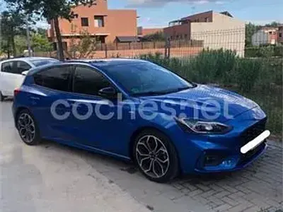 Usado Ford Focus ST-Line 120 CV (88 kW) 2018 Azul Berlina