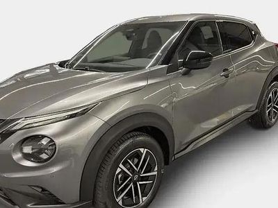 Usado Nissan Juke N-Connecta 114 CV (83 kW) 2025 Skline grey (metalizado) SUV