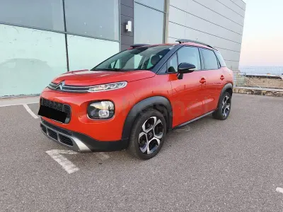 Usado Citroën C3 Aircross Shine 110 CV (80 kW) 2021 Naranja SUV