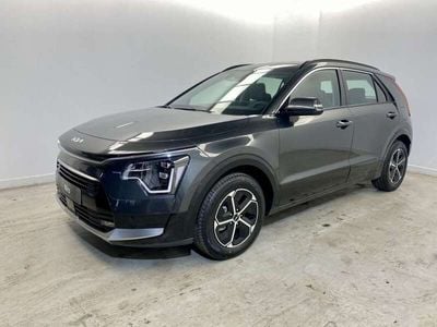 Gris Usado 2025 Kia Niro SUV | 27.400 € (Precio justo)