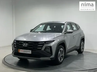 Usado Hyundai Tucson 160 CV (117 kW) 2024 Gris / plata SUV