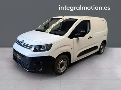 Usado Citroën Berlingo 102 CV (75 kW) 2021 Blanco Monovolumen