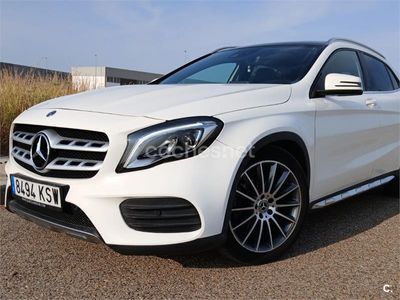 Mercedes GLA220