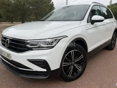 Usado VW Tiguan Life 150 CV (110 kW) 2021 Blanco SUV