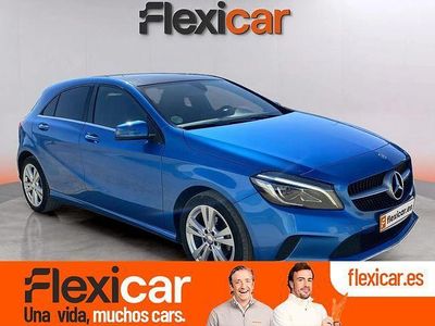 Azul Usado 2016 Mercedes A180 Urban Berlina | 16.990 € (Un poco caro)