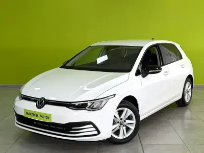 Usado VW Golf VIII Life 110 CV (80 kW) 2022 Blanco Berlina
