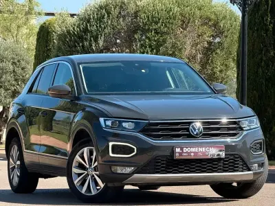 Usado VW T-Roc Sportline 150 CV (110 kW) 2021 Gris SUV