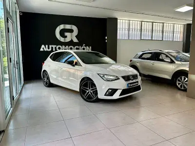 Usado Seat Ibiza FR 150 CV (110 kW) 2018 Blanco Utilitario