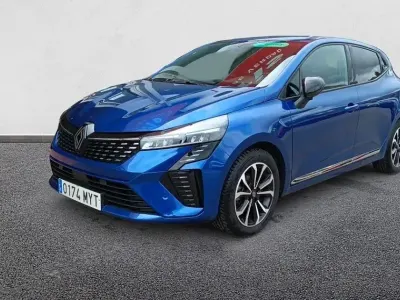 Usado Renault Clio Techno 100 CV (73 kW) 2025 Utilitario