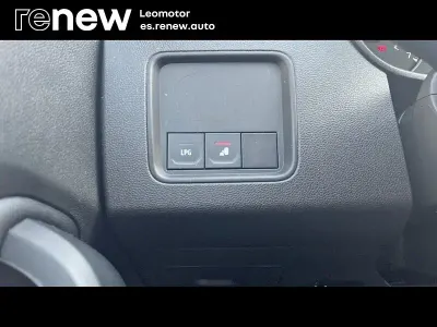 Usado Dacia Duster Journey 100 CV (73 kW) 2023 Naranja SUV