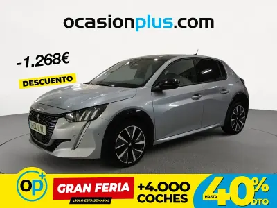 Usado Peugeot 208 GT 100 CV (73 kW) 2022 Gris / plata Utilitario
