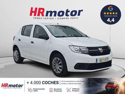 Usado Dacia Sandero Acces 73 CV (53 kW) 2019 Blanco Utilitario