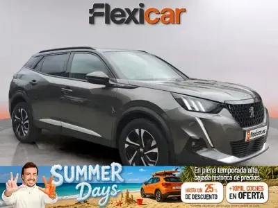 Usado Peugeot 2008 GT 130 CV (95 kW) 2021 Gris SUV