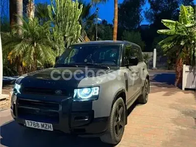 Usado Land Rover Defender HSE 300 CV (220 kW) 2021 Gris / plata SUV