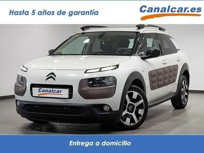 Usado Citroën C4 Cactus Shine 92 CV (67 kW) 2014 Blanco Utilitario