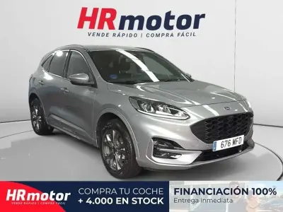 Usado Ford Kuga ST-Line 227 CV (166 kW) 2023 Gris SUV