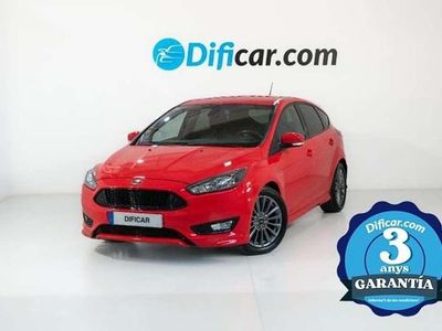 Usado Ford Focus ST-Line 125 CV (91 kW) 2018 Rojo Berlina