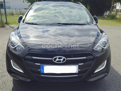 Negro Usado 2015 Hyundai i30 GO! Berlina | 11.500 € (Precio justo)