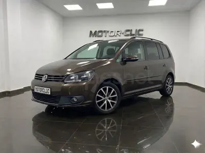 Usado VW Touran Advance 140 CV (102 kW) 2011 Beige Monovolumen