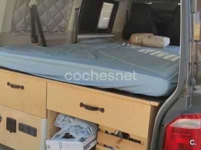 Gris / plata Usado 2018 VW Caravelle Trendline Monovolumen | 22.500 € (Buen precio)