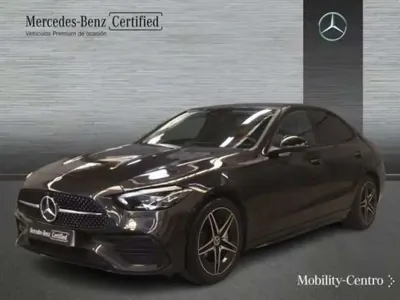Usado Mercedes C200 163 CV (119 kW) 2025 Gris Berlina