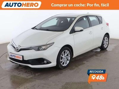 Usado Toyota Auris Active 116 CV (85 kW) 2016 Blanco Berlina