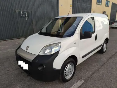 Używany Fiat Fiorino 75 KM (55 kW) 2015 Biały Minivan