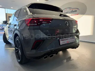 Usado VW T-Roc R 300 CV (220 kW) 2022 Gris / plata SUV