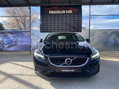 Negro Usado 2019 Volvo V40 Inscription Berlina | 16.900 € (Precio justo)
