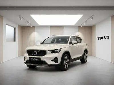 Novo Volvo XC40 Core 163 HP (119 kW) 2025 Branco SUV